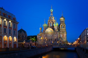 Fototapeta na wymiar Church on Spilled Blood (ora in Saint Petersburg, Russia on Griboedova Canal at twilight during the white nights