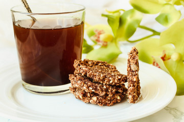 raw cookies with seeds, figs, oatmeal, healthy vegan desserts