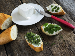 bruschetta with feta cheese