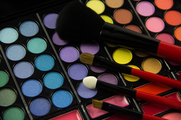 Eyeshadow Palette. Decorative cosmetics. Makeup brushes