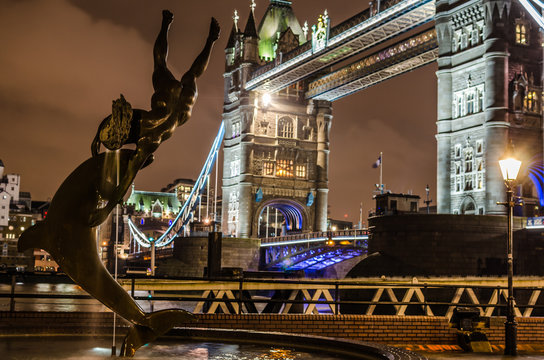 The Fountain and the Bridge