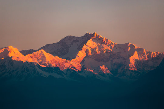 Kanchenjunga im Sonnenaufgang © BrandesMichael