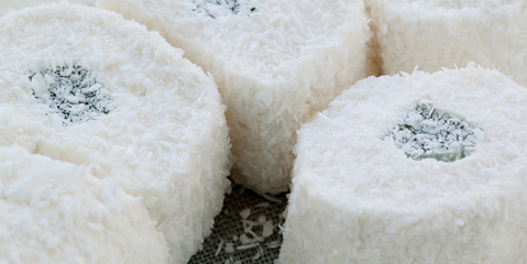 a few pieces of rahat-lokum