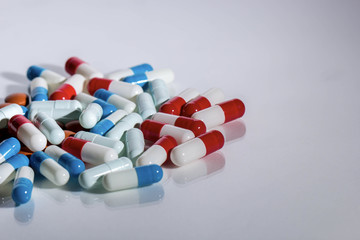 capsule, pillole, medicina, farmaco, farmaceutica