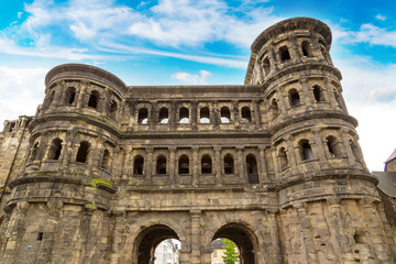 Fototapeta premium The Porta Nigra (Black Gate) in Trier