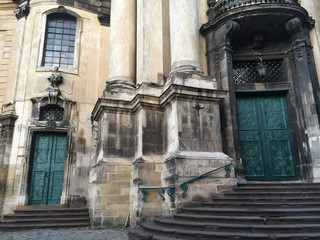 Beautiful doors in an old temple