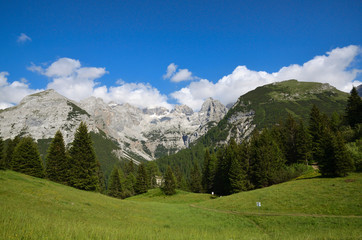 Fototapeta na wymiar Brenta Dolomites - Val D'algone