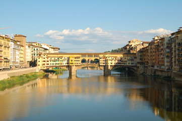 Fototapeta na wymiar Bridge in Florence