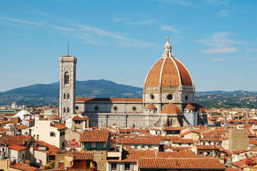 Fototapeta na wymiar Beautiful Church in Florence