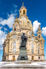 Fototapeta na wymiar Die Frauenkirche in Dresden ( Deutschland )