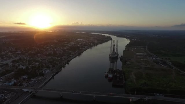 Far horizon on the river