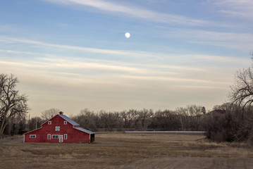 Barn & Moonrise