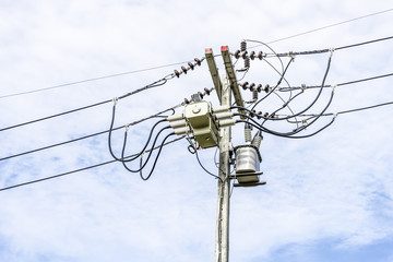 block recloser, Electric wire on the pole, power