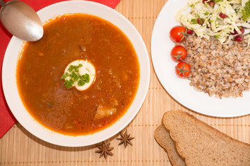 Борщ и гречка, вкусный обед
