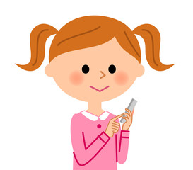 スマートホンを触る女の子