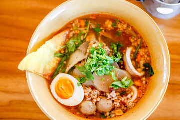 Tomyum noodle with shrimp and egg