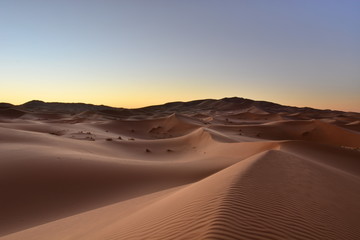 Fototapeta na wymiar Sunrise in the Desert