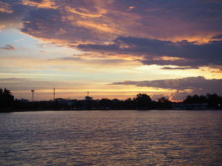 Fototapeta premium Sunset on the lake