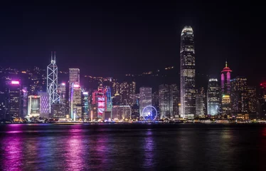 Poster De skyline van Hong Kong bij nacht © nithid18