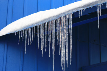 ice icicles on the roof