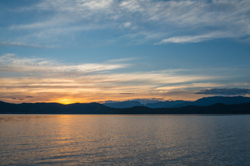 Fototapeta na wymiar lake and mountain lanscape in twilight time