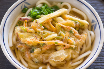 かき揚げうどん