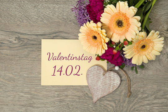 14. Februar-Blumen zum Valentinstag