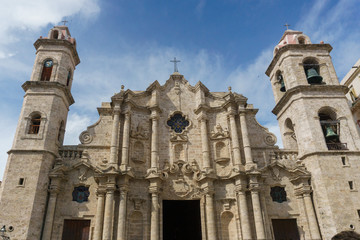 Fototapeta na wymiar The Cathedral of San Cristobal de La Havana, Cuba.