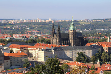 Fototapeta na wymiar View of the Cathedral and Prague Castle in the Czech Republic