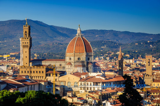 Panorama de la ville de Florence en Italie vu du jardin Bardini