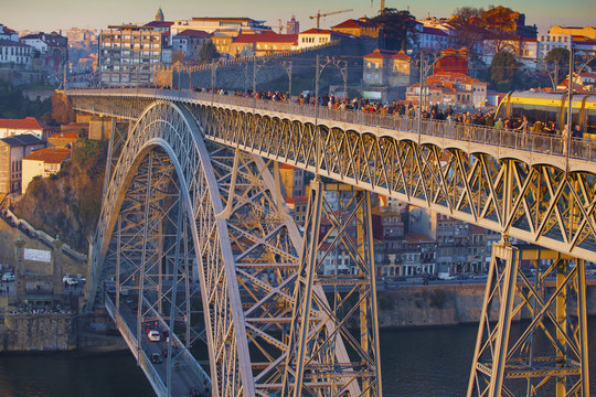 The Eiffel bridge in Porto
