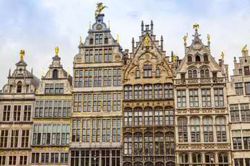 Fototapeta na wymiar Fassaden am Grote Markt in Antwerpen, Belgien