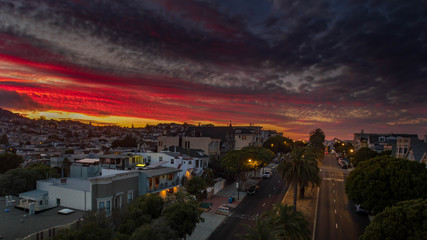 Obraz premium Sunset over suburban San Fransisco