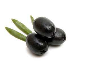 Obraz na płótnie Canvas olives isolated