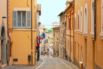 Fototapeta na wymiar Authentic streets of Italian town Assisi