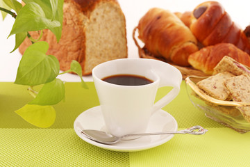 おいしそうなパンとコーヒー
