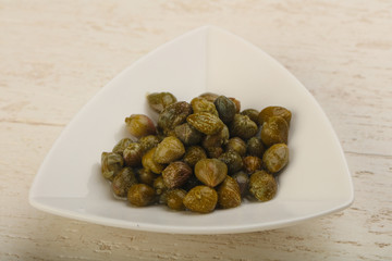 Pickled capers