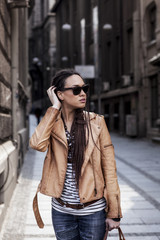 Obraz premium African Woman on the Street