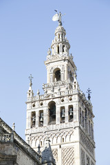 Fototapeta na wymiar The Giralda, the bell tower of the Seville Cathedral in Seville, Spain