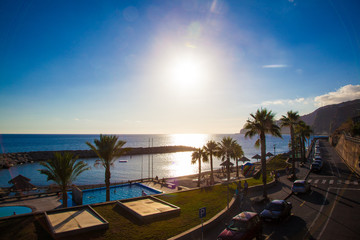 Île de Madère : couché de soleil sur la côte