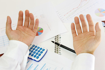 ビジネスが行き詰まり資料とデータを分析する Got Stuck!! Analyzing data on...