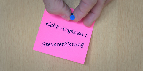 Banner mit Steuererkl&auml;rung