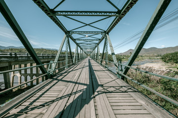 Fototapeta na wymiar Memorial Bridge