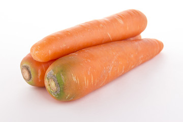 three carrots pile