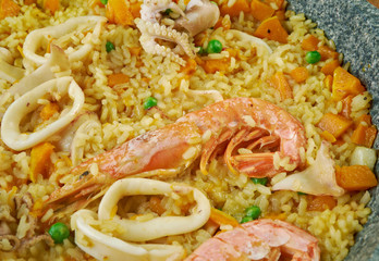 seafood paella Marinera