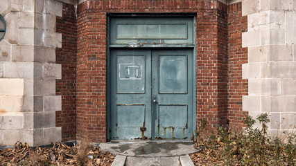 Fototapeta na wymiar Old Green Door