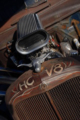 HC V8
