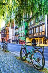 Charming streets and colorful houses of old town in Strasbourg. - obrazy, fototapety, plakaty