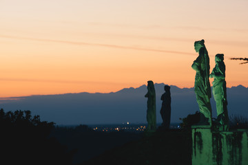 Fototapeta premium Statue Abbazia di Rosazzo