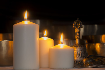 Himalayan singing bowls, tingsha and dorje bell